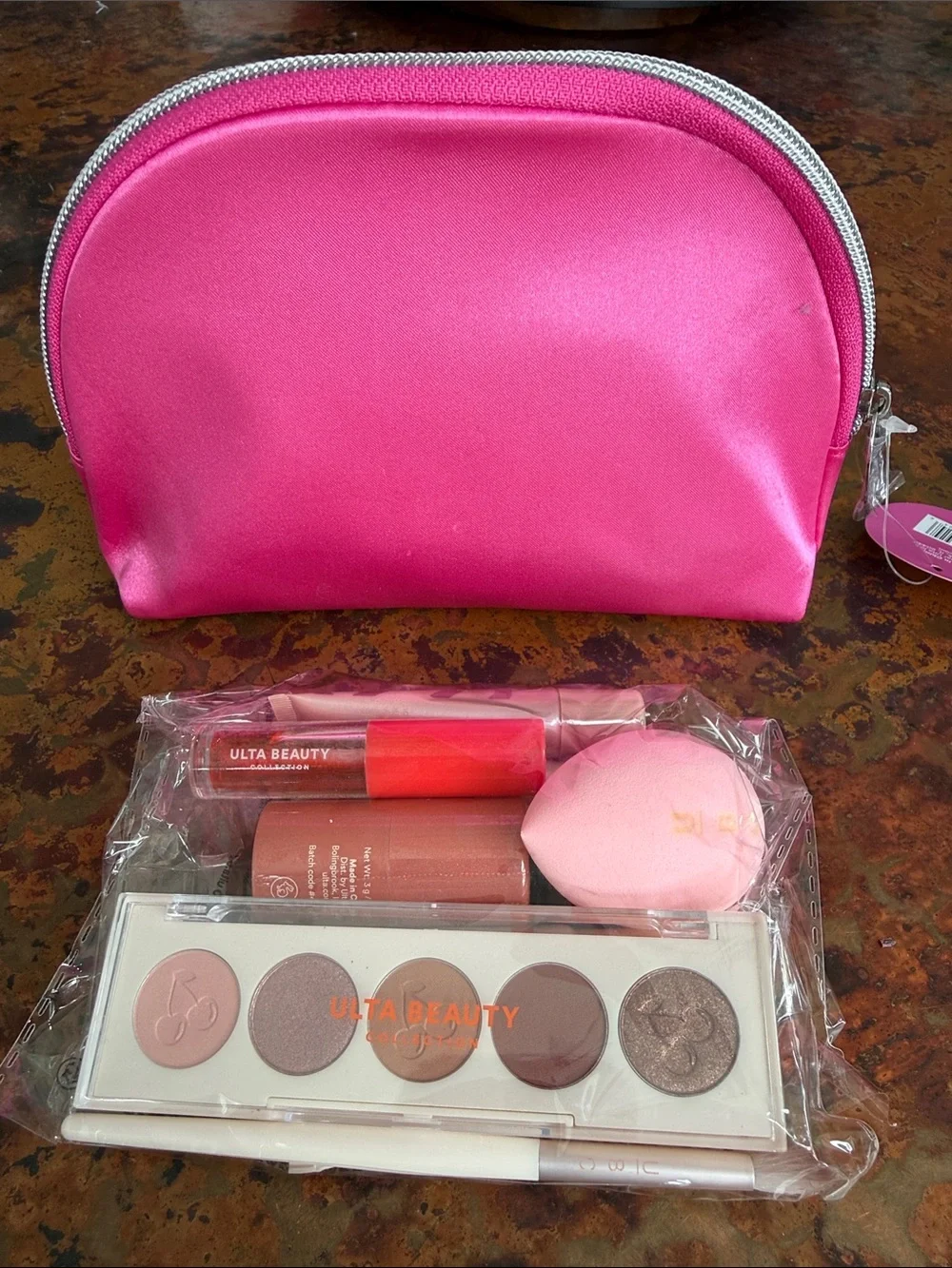 Sealed Ulta Beauty Hot Pink Zip Cosmetic Makeup Pouch w/8 Piece Makeup Bundle